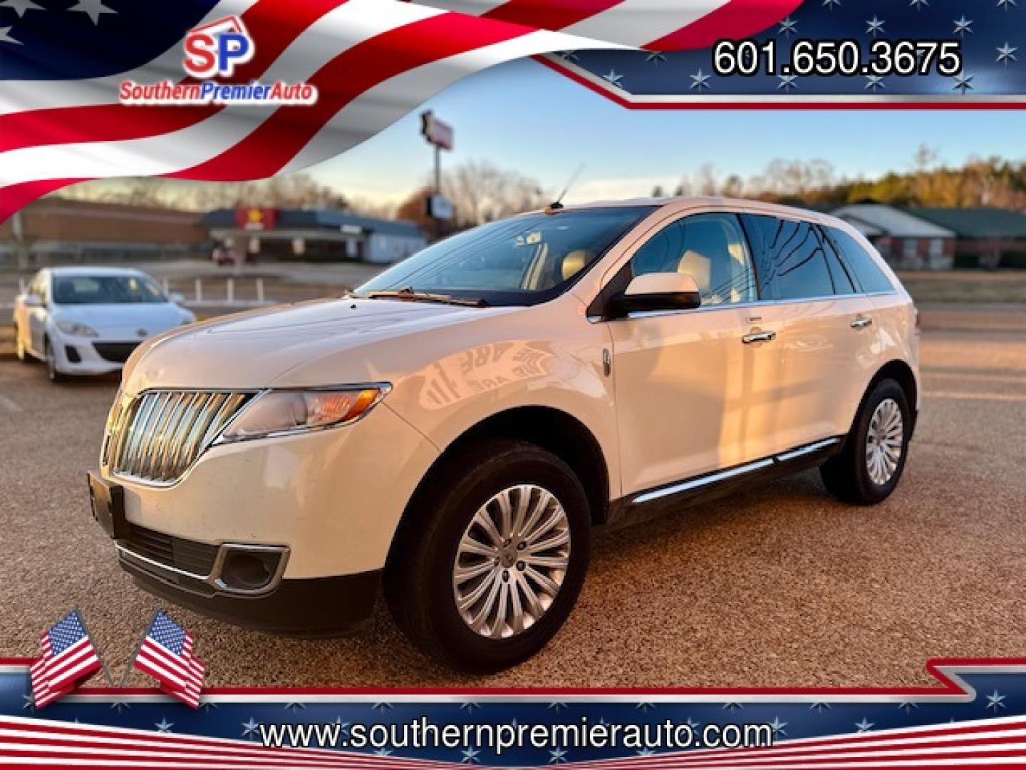 2013 WHITE LINCOLN MKX BASE (2LMDJ6JK0DB) , located at 922 W. Beacon St., Philadelphia, MS, 39350, (601) 650-3675, 32.770447, -89.127151 - Photo#2